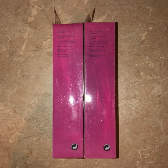 🛑SOLD🛑 2 NWT - Wet/Dry Detangling Brushes - Picture 4 of 7